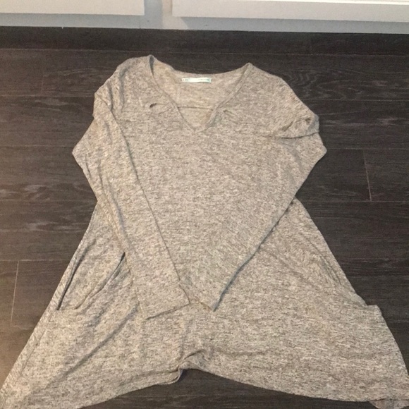 Maurice’s Tunic Top - Picture 1 of 4